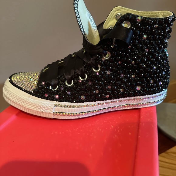 Custom bling converse woman’s 6/mens 4. - Picture 3 of 8
